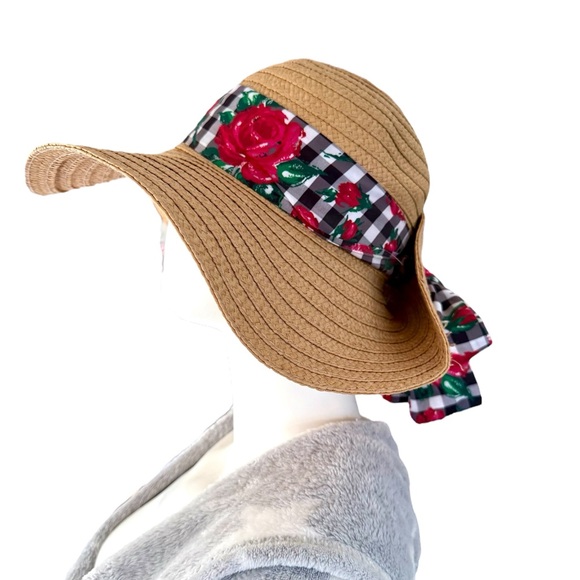 Betsey Johnson Wide Brim Straw Sun Hat with Gingham & Floral Ribbon - Picture 8 of 10